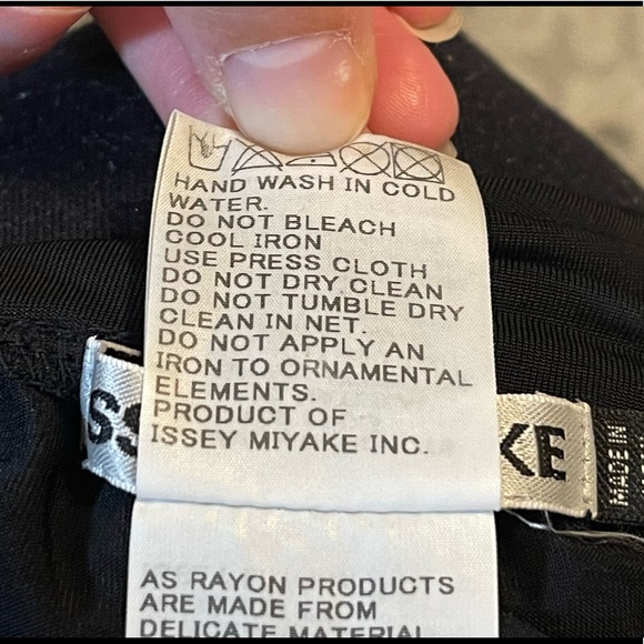 ISSEY MIYAKE - beautiful black, wide leg, Raw edge pants. - Picture 12 of 13